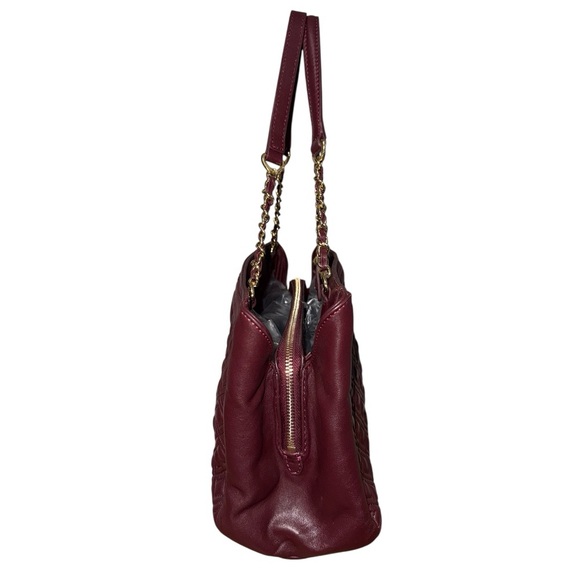 Tory Burch Fleming Quilted Leather Shoulder Bag – Burgundy - Picture 4 of 8